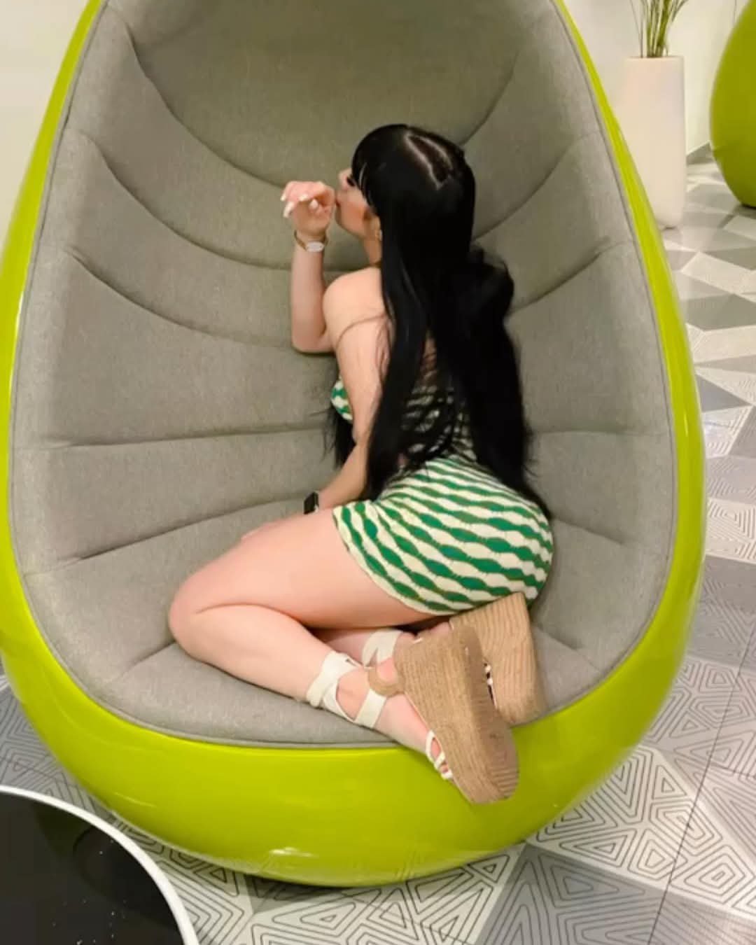 Puta barata #VYuH5VlO