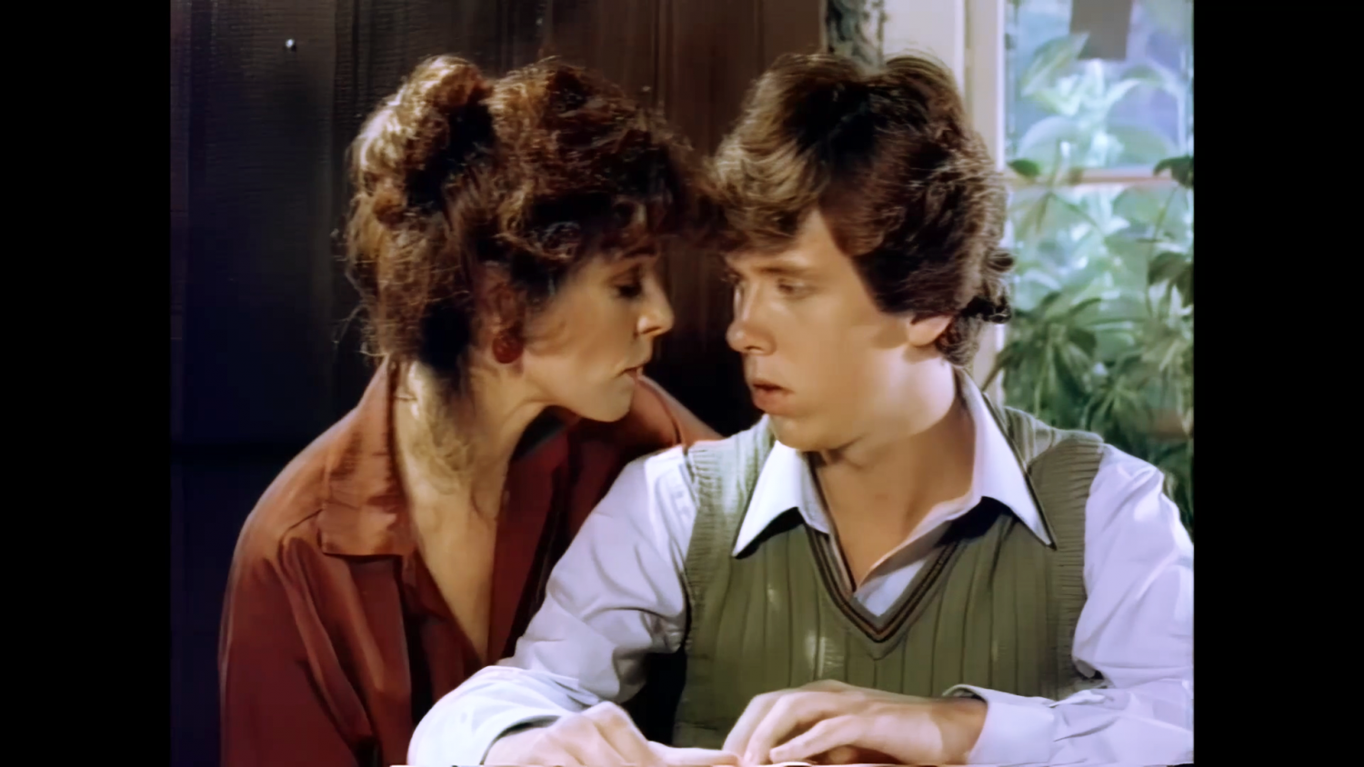 Retro MILF tutor agrees to fuck young boy #RpDNfXAm