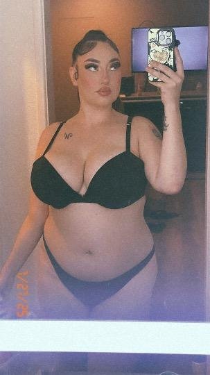 24 year old bust Emily escort in Orange County ca #uWz3vQ6s