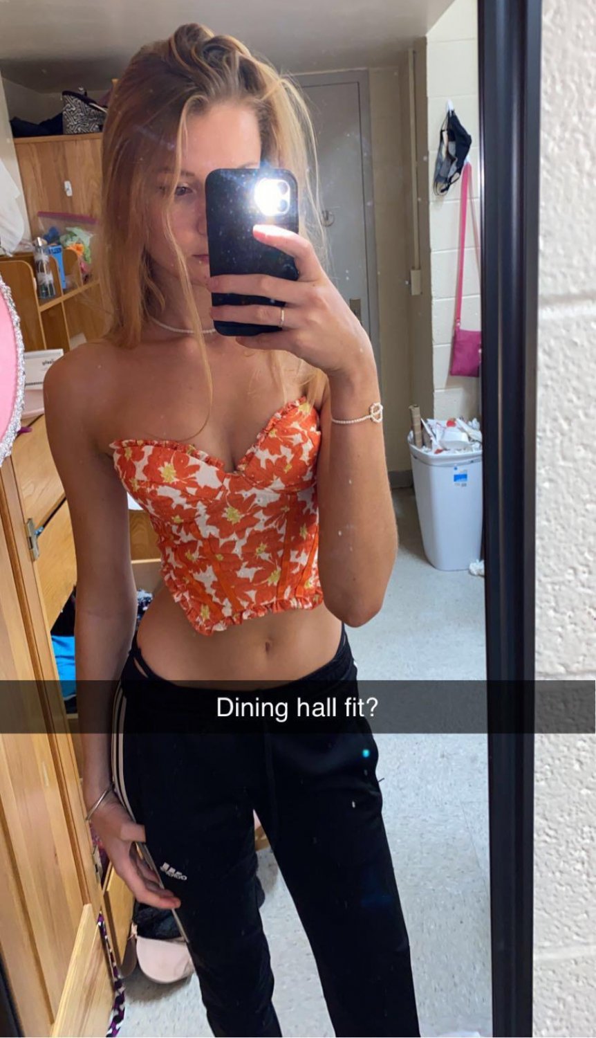 Ellie - skinny college freshman slut loves getting cracked and sucking cock #wbMPhwYl